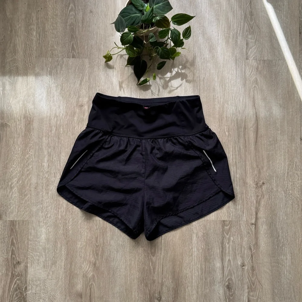 All in Motion High-Rise Run Shorts Bloggers Favorite Size XS